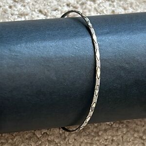 Women’s vintage dainty silver patterned‎ stainless steel bangle bracelet